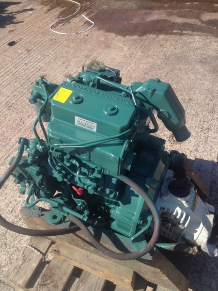 Volvo - Volvo Penta 2002 18hp Marine Diesel Engine Package