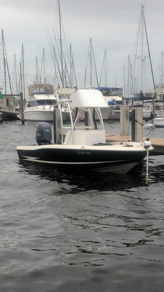 Hydra-Sports - 19 Bay Bolt Safely Moored Yacht Sales ...