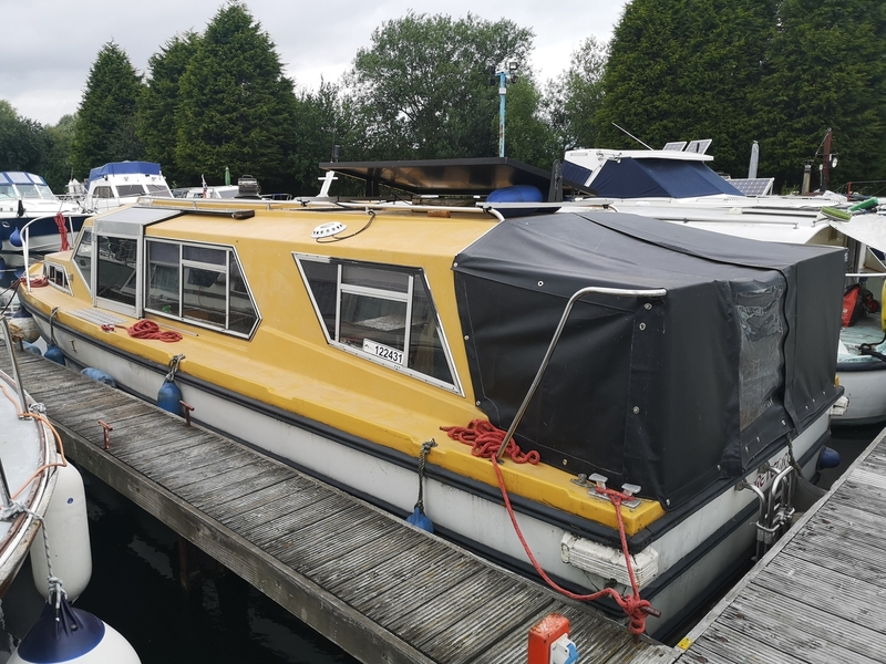 Hereward Boat Builders 30 Broads Cruiser For Sale in Boroughbridge