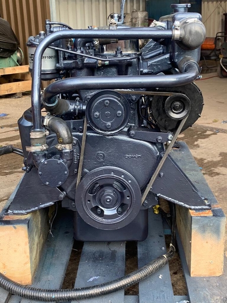 Thornycroft - Thornycroft T-154 (BMC 2.5) 62hp Marine Diesel Engine (Pair Available)