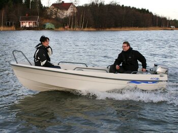 Terhi - 400 OPEN BOAT NEW MODEL DELIVERY AVAILABLE GREEN OR WHITE