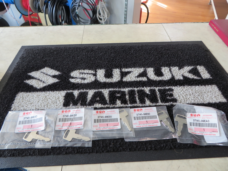 SUZUKI - KEYS