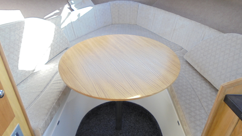 Viking - 255 Wide Beam HiLine