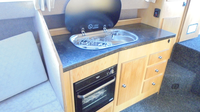 Viking - 255 Wide Beam HiLine