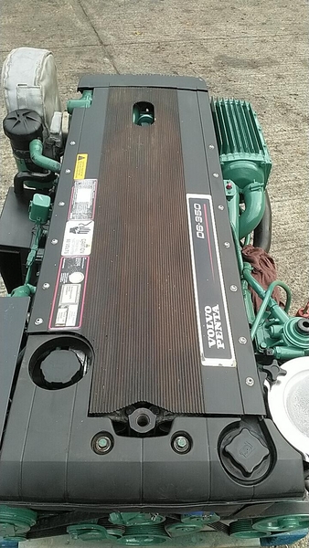 Volvo - Volvo Penta D6-350A-B / DPH Sterndrive Marine Diesel Package