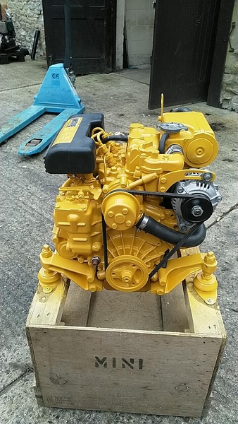 Vetus - Vetus M2.04 11hp Marine Diesel Engine Package