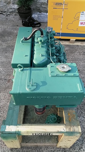 Volvo - Volvo Penta MD21A 75hp Bobtail Marine Diesel Engine