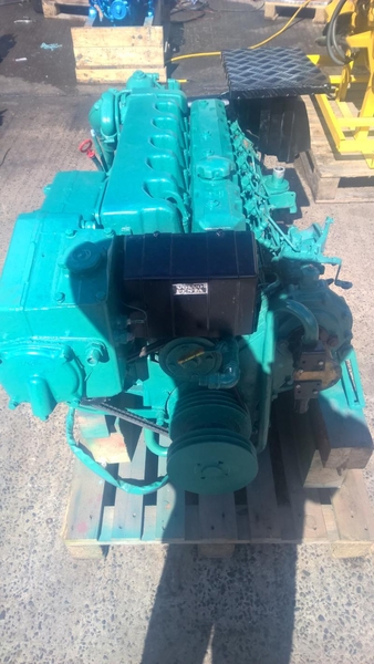 Volvo - Volvo Penta TMD40B 136hp Marine Diesel Engine Package