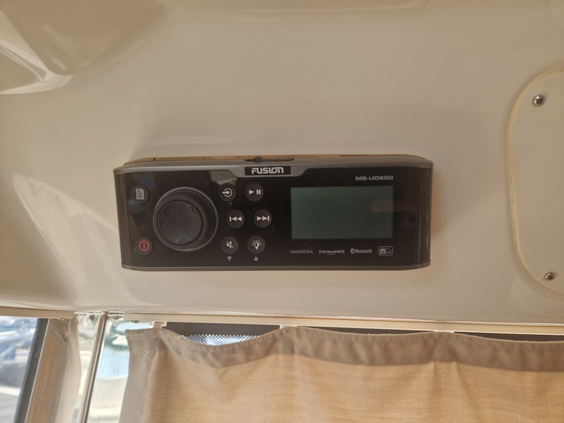 Quicksilver - CAPTUR 755 PILOTHOUSE