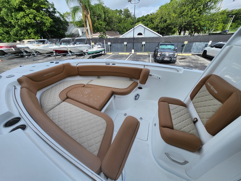Nautic Star - 252 Legacy