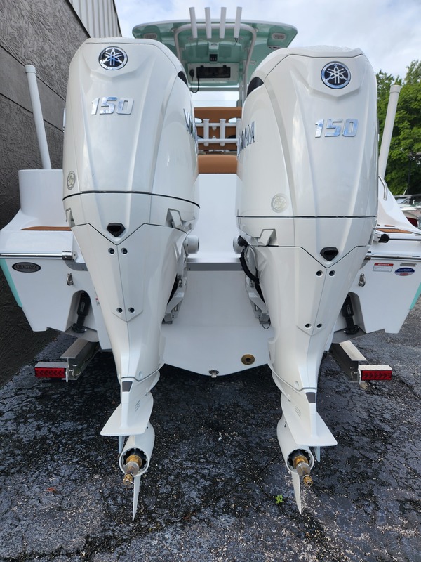 Nautic Star - 252 Legacy