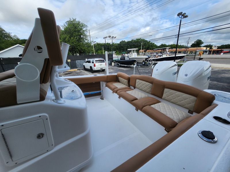 Nautic Star - 252 Legacy