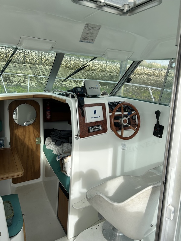 Jeanneau - Merry Fisher 695