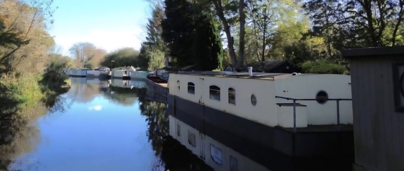 Eddie & Steve Powell - Houseboat barge