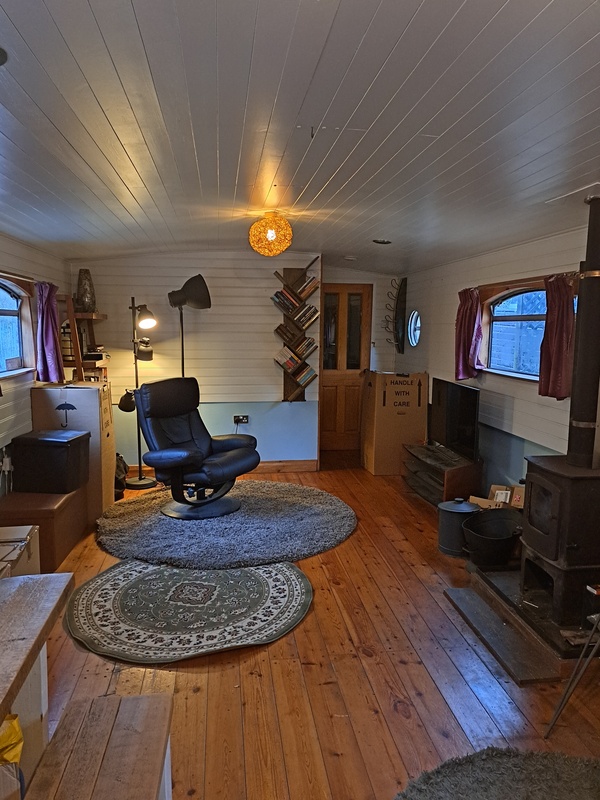Eddie & Steve Powell - Houseboat barge