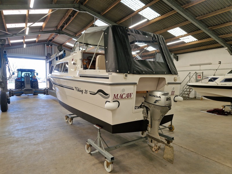 Viking - 20 Wide Beam called Macaw III