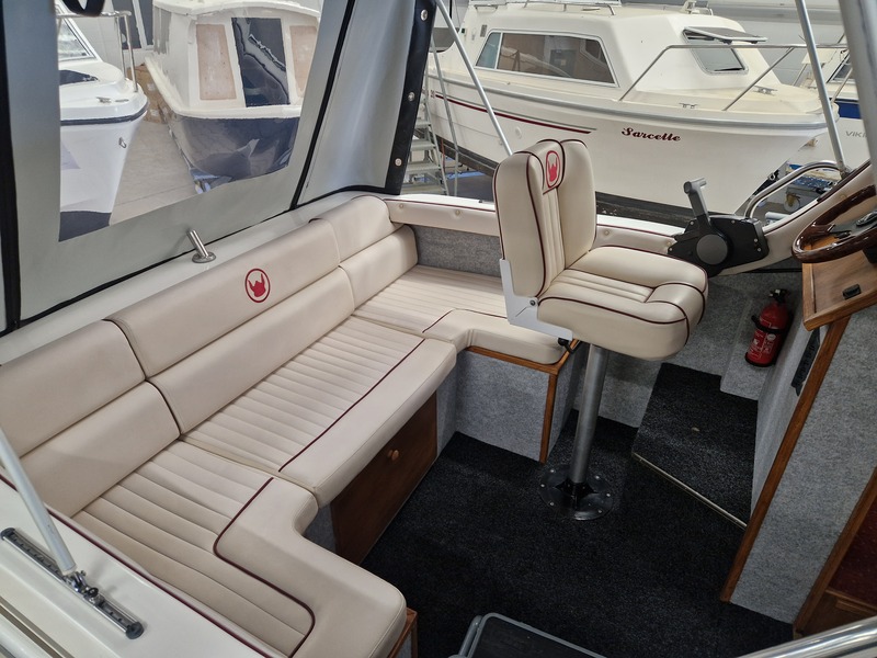 Viking - 20 Wide Beam called Macaw III