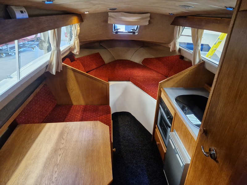 Viking - 20 Wide Beam called Macaw III