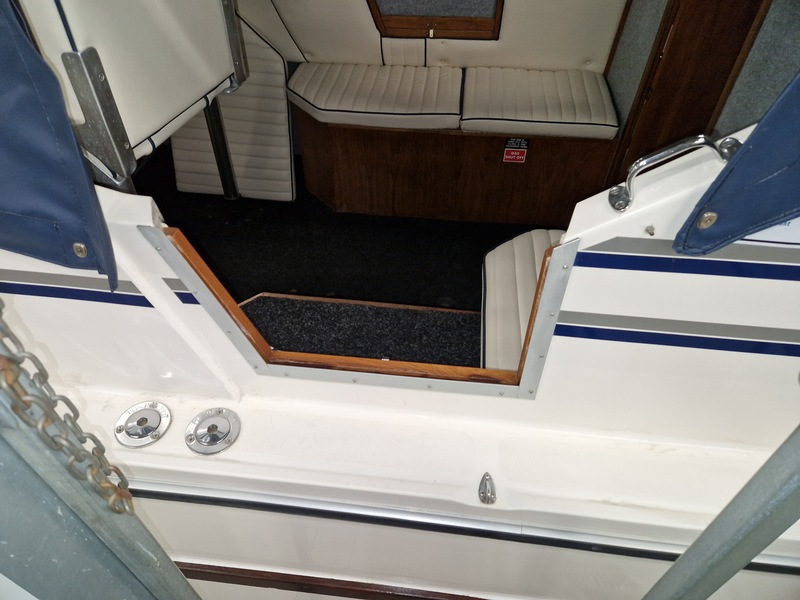 Viking - 32 Narrow Beam called Amber Joy