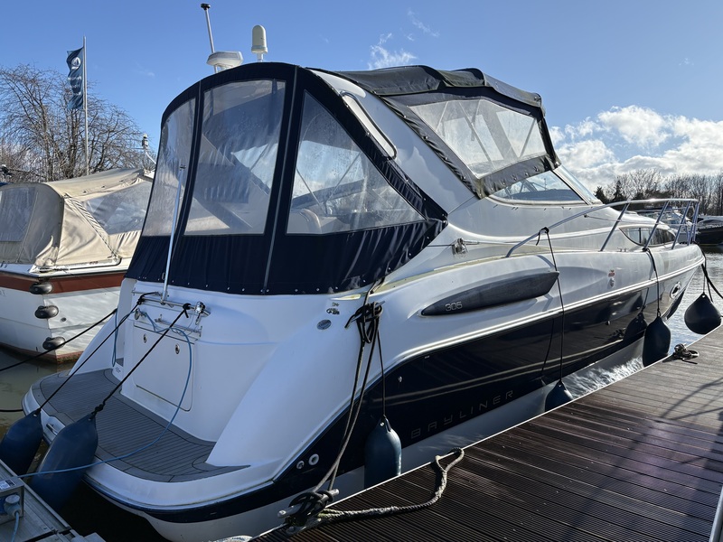 Bayliner - 305