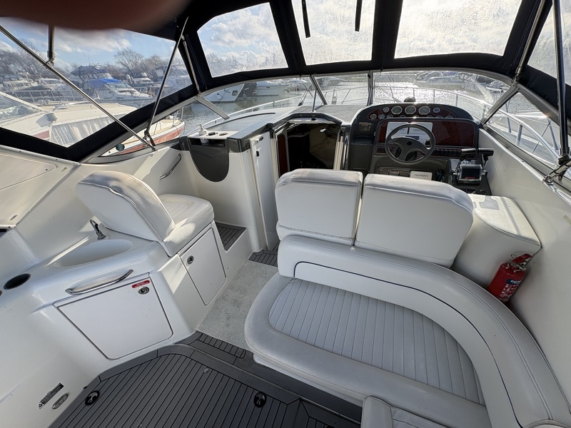 Bayliner - 305