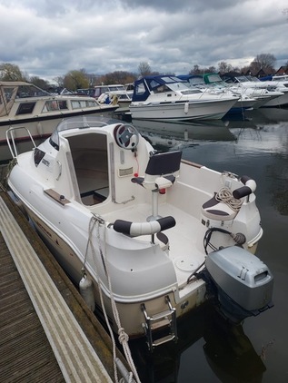 Quicksilver - 460 Cabin