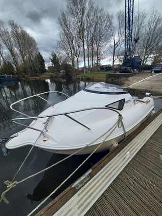 Quicksilver - 460 Cabin
