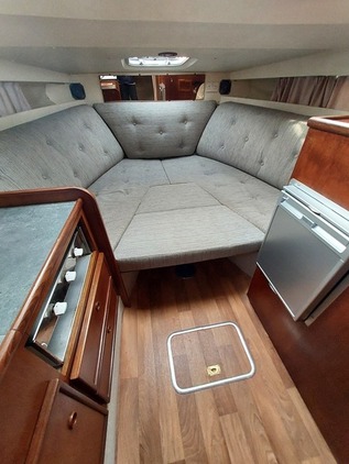 Fairline - Carrera 24