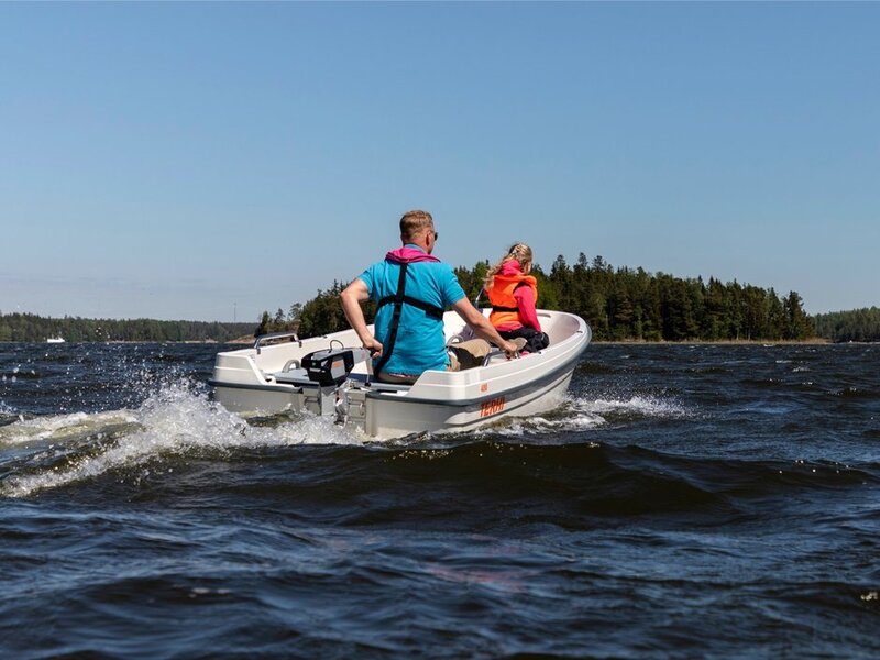 Terhi - 400 OPEN BOAT. GREEN OR WHITE AVAILABLE TO BUY NOW!