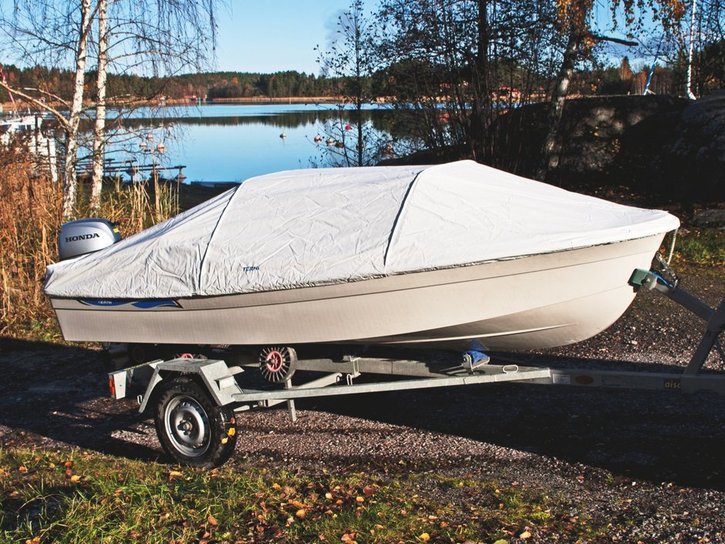 Terhi - 400 C BOAT GREEN HULL   DELIVERY AVAILABLE. IN STOCK TO BUY NOW!