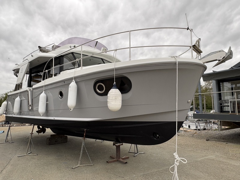 Beneteau - Swift Trawler 30