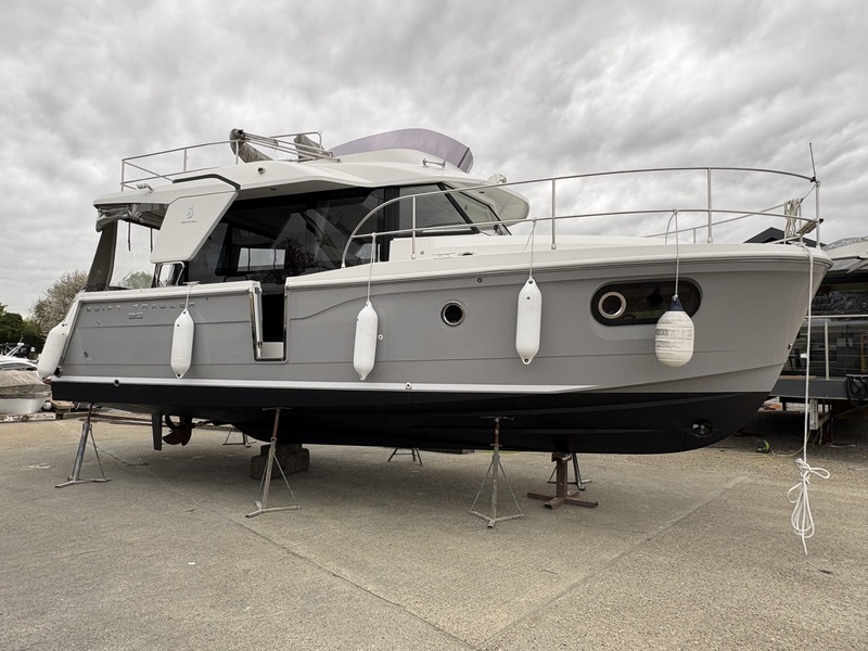 Beneteau - Swift Trawler 30