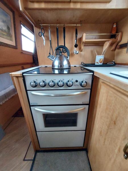 Narrowboat - 41ft Semi Trad - Price Fellowes
