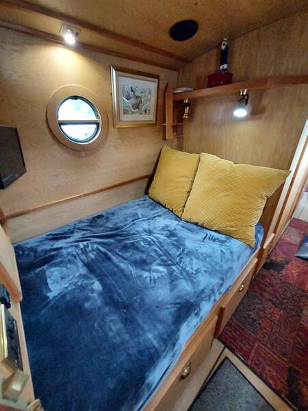 Narrowboat - 41ft Semi Trad - Price Fellowes