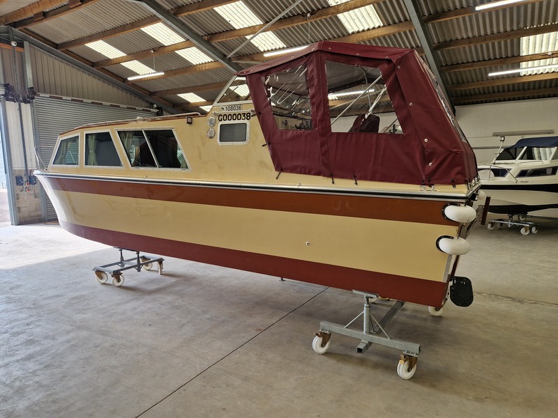 Ensign - 25ft Narrow Beam called Nutmeg