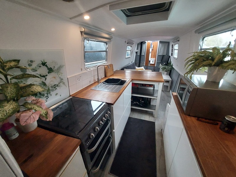 Mindon - Narrowboat