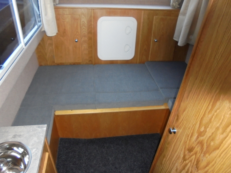 Viking - 32 Centre Cockpit
