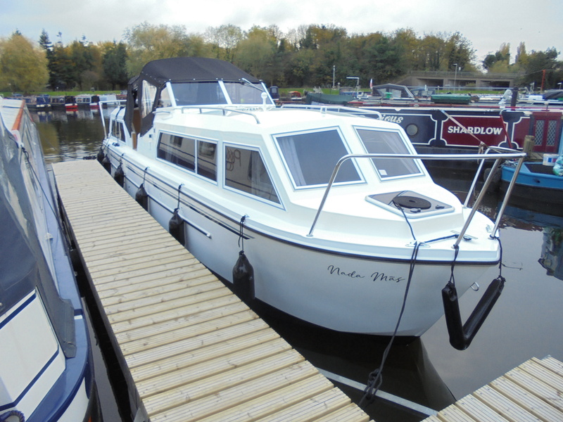 Viking - 32 Centre Cockpit