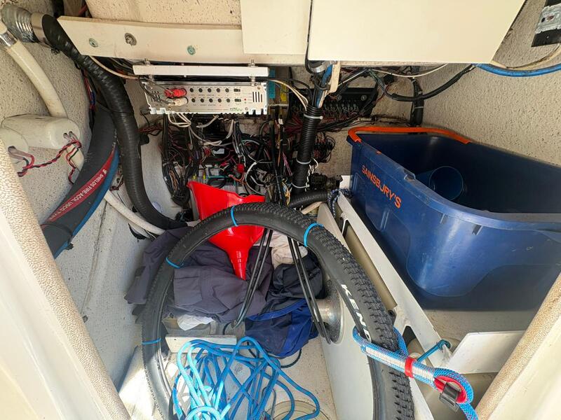Wellcraft - Scarab 302 Sport