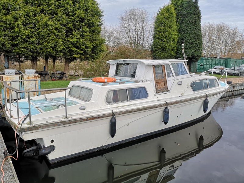 SOLD Senior - Sheerline 32