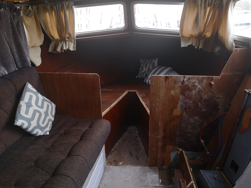 SOLD Senior - Sheerline 32