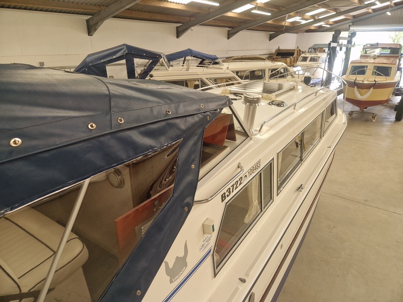 Viking - 28 Narrow Beam called Marie Claire