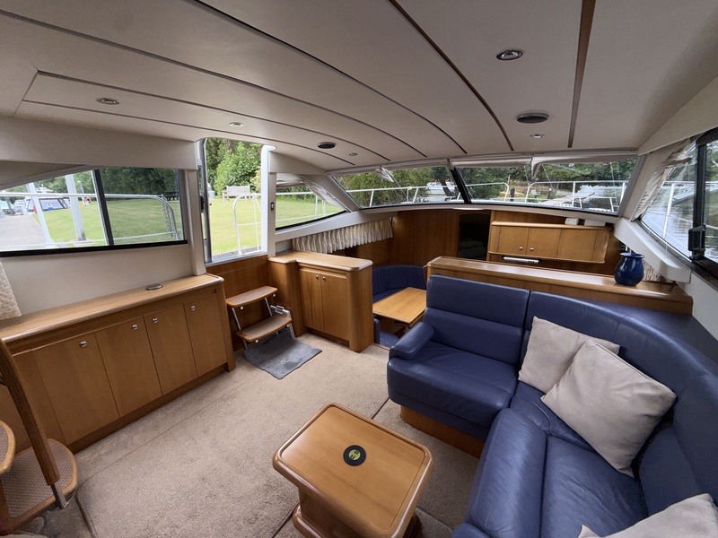 Broom Boats - 42 CL