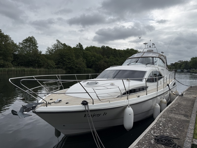 Broom Boats - 42 CL