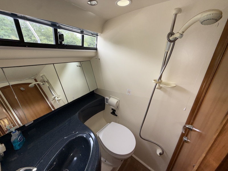 Broom Boats - 42 CL