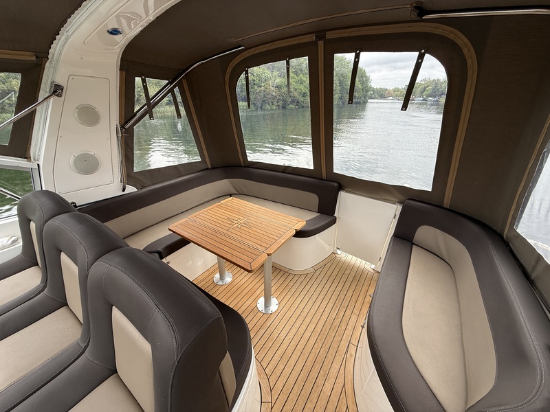 Broom Boats - 42 CL