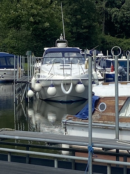 Sealine - S28