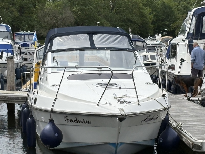 Falcon Sportsboats Norfolk - Capriole 900