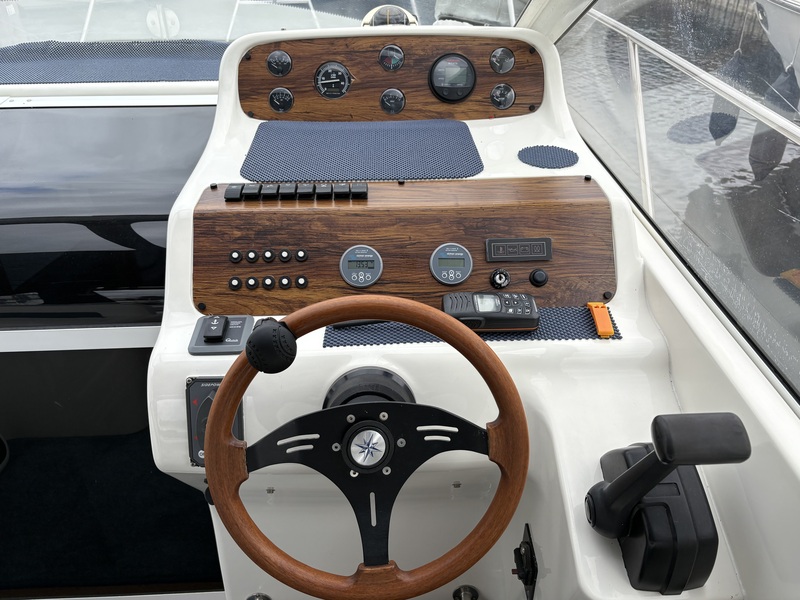 Falcon Sportsboats Norfolk - Capriole 900