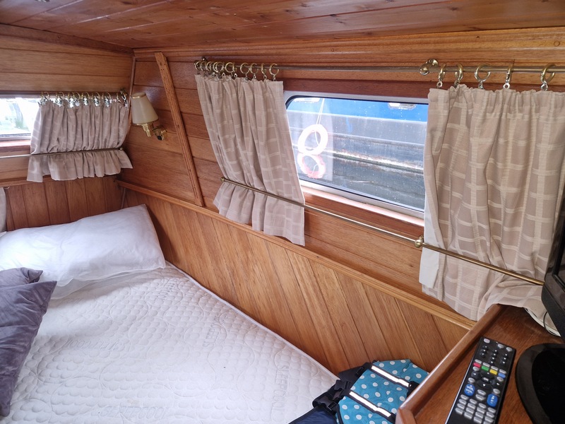 Marque Narrowboats - 37ft Cruiser Stern called Deltic